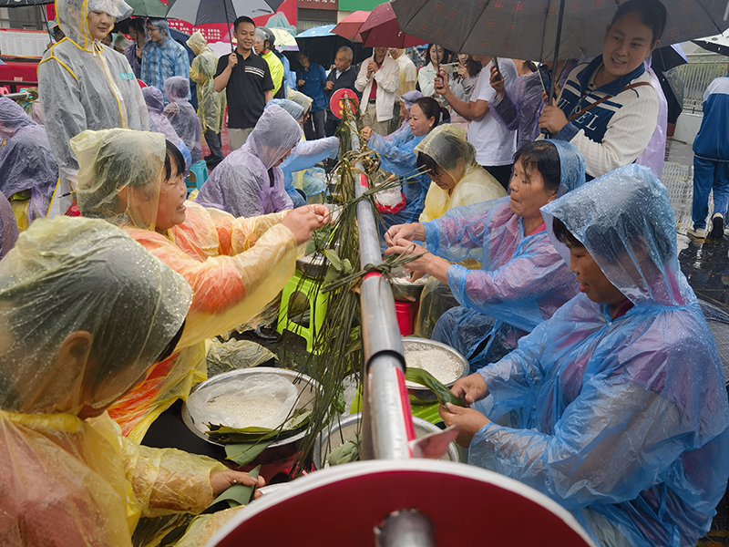 ��ǨȺ�ڰ����ӻ��