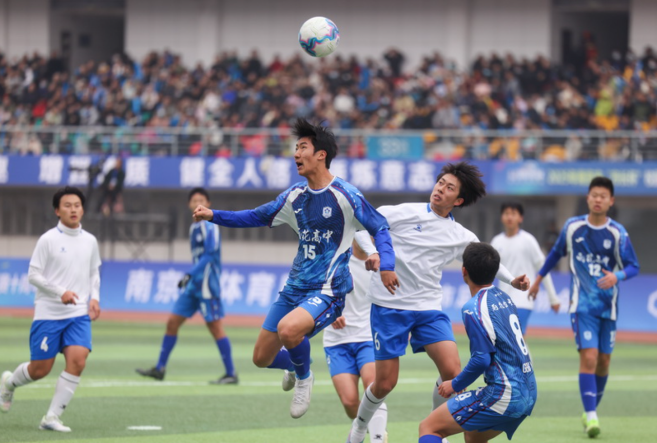 �껨̨��ѧ������ڡ��г����������з������ȡ�ͨѶԱ ���й�ͼ