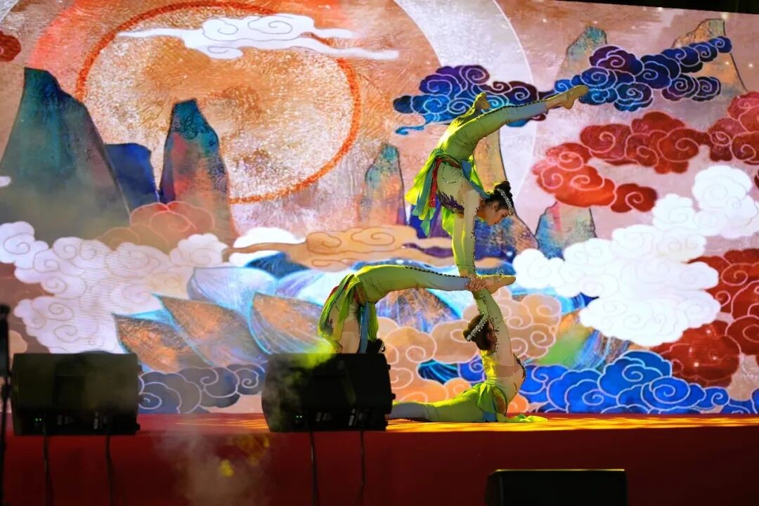 �й������Ҵ������ʵ������ݳ����й�פ����ʹ�ݹ�ͼ