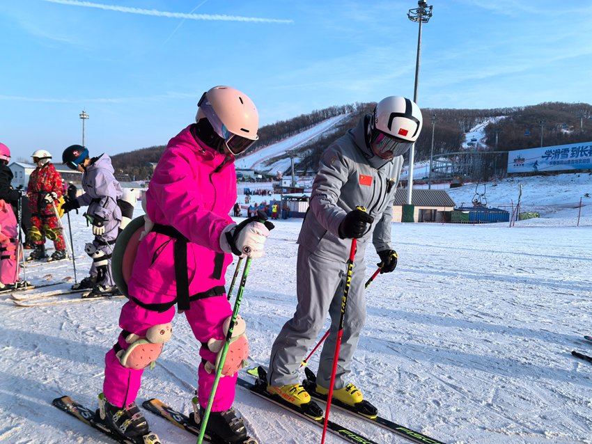 ����οͻ�ѩ���ɡ����������� ����Ծ��