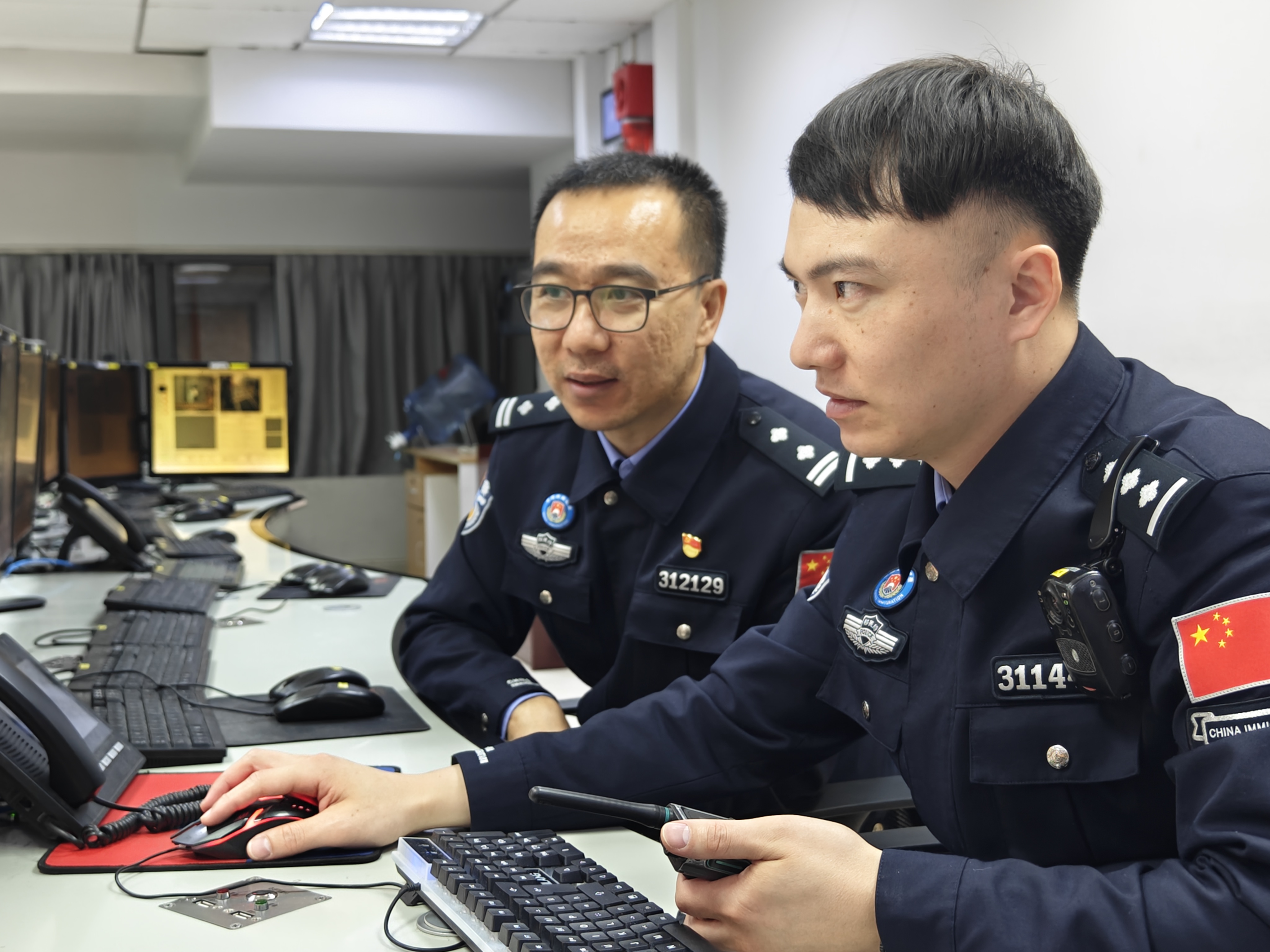 ���˽���ʱ��������������ֵ�����ռ����ڱ߼켯�м��ϵͳ���е���������������� ���ŵ���