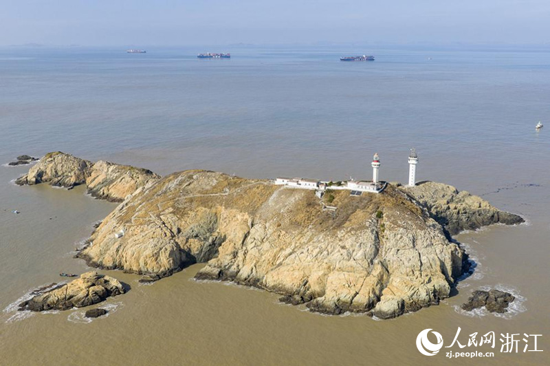 �����ǵ���һ���0.07ƽ������ĺ��о޽����±ڶ����������� ��������