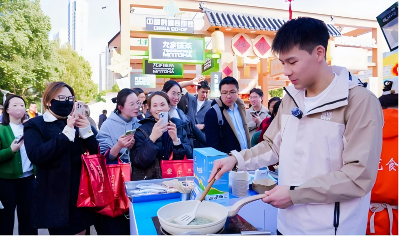 ������Ա���Ρ���������١��������Ϸ�������ͼ