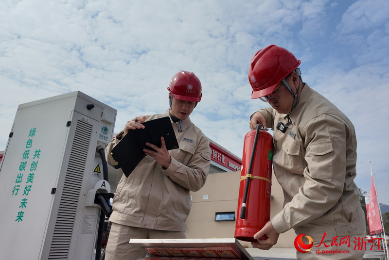 ��������ͬ������Ҧ�������������豸���м�顣������ ����ε��