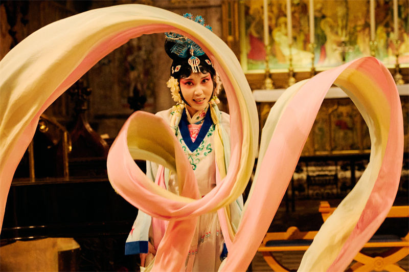 ͼƬΪ�ݳ��ֳ���  �������