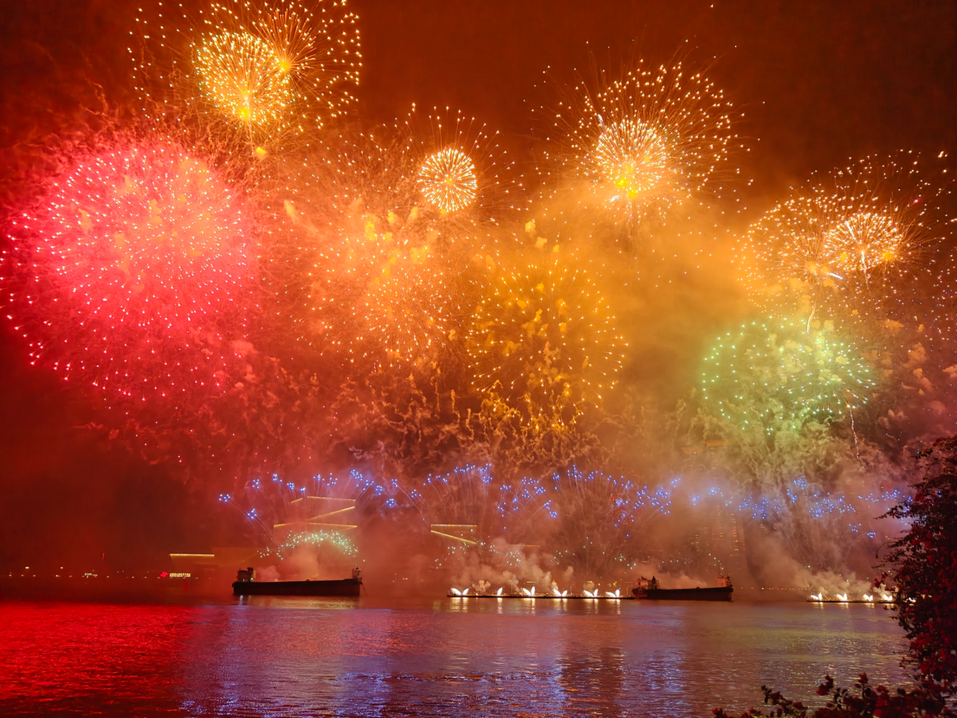 �̻������ֳ������ŵ���ɫ�����˶��ʵ������������ ���ŵ���