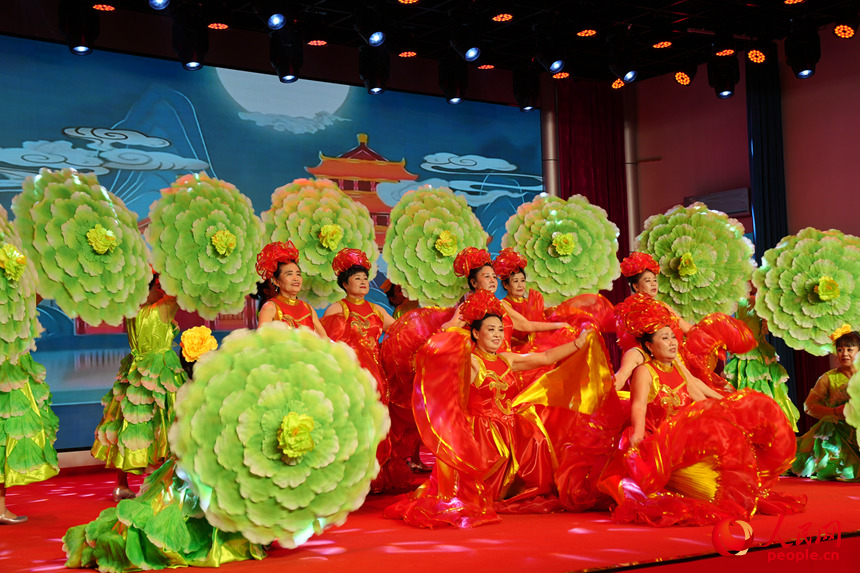 �ɴ����Ա��Ե����ݵ��赸��ĵ��֮�衷������������ ������