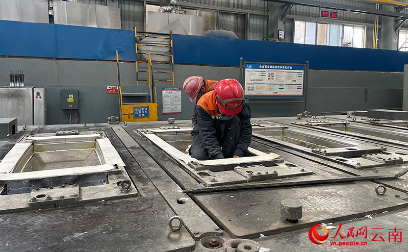 �����������Ա����æµ������������ �̺���