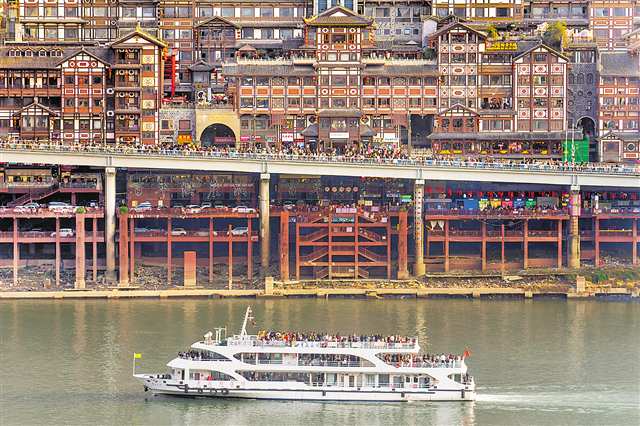 ���δ�����2��20�գ��οͳ˴��������������� ����� ��/�Ӿ�����